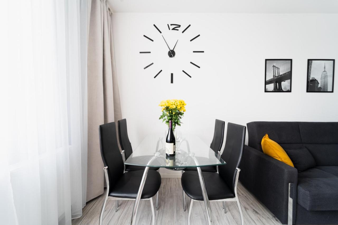 New Apart Near Sky Tower - Gwiazdzista Daire Wroclaw Dış mekan fotoğraf