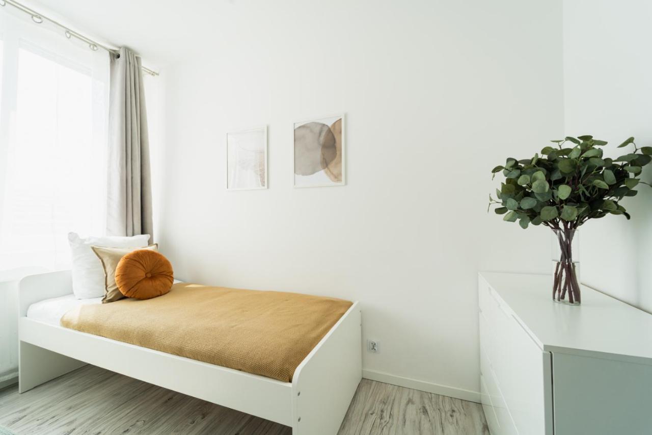 New Apart Near Sky Tower - Gwiazdzista Daire Wroclaw Dış mekan fotoğraf
